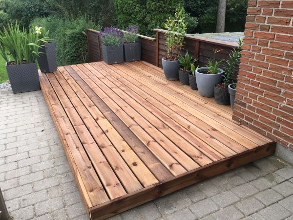 Platform Deck Installation in Bear
